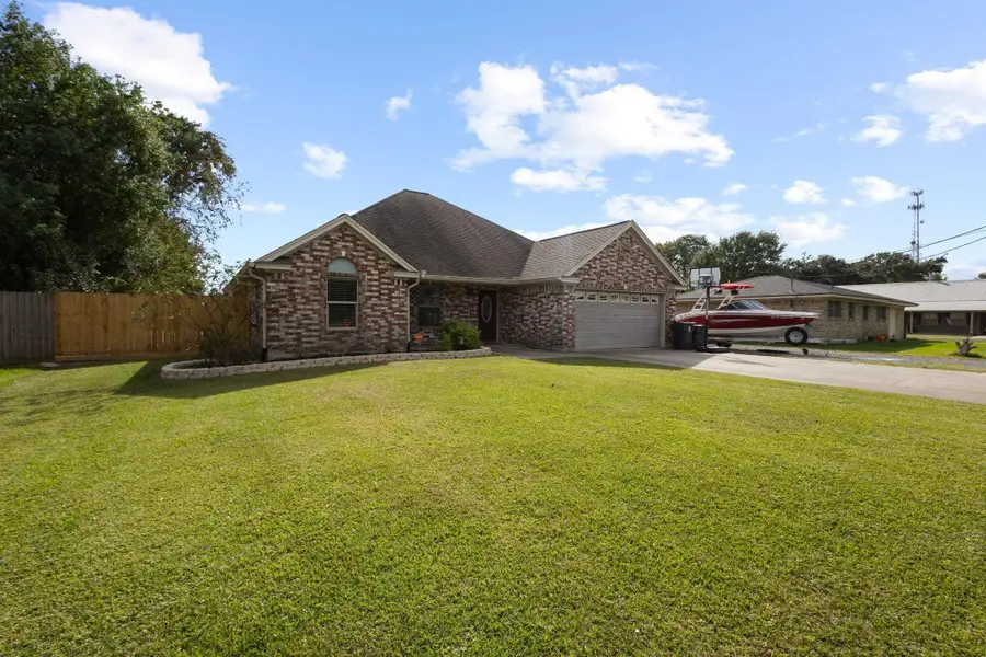 775 Bridgeview St., Bridge City, TX 77611 - Image #2