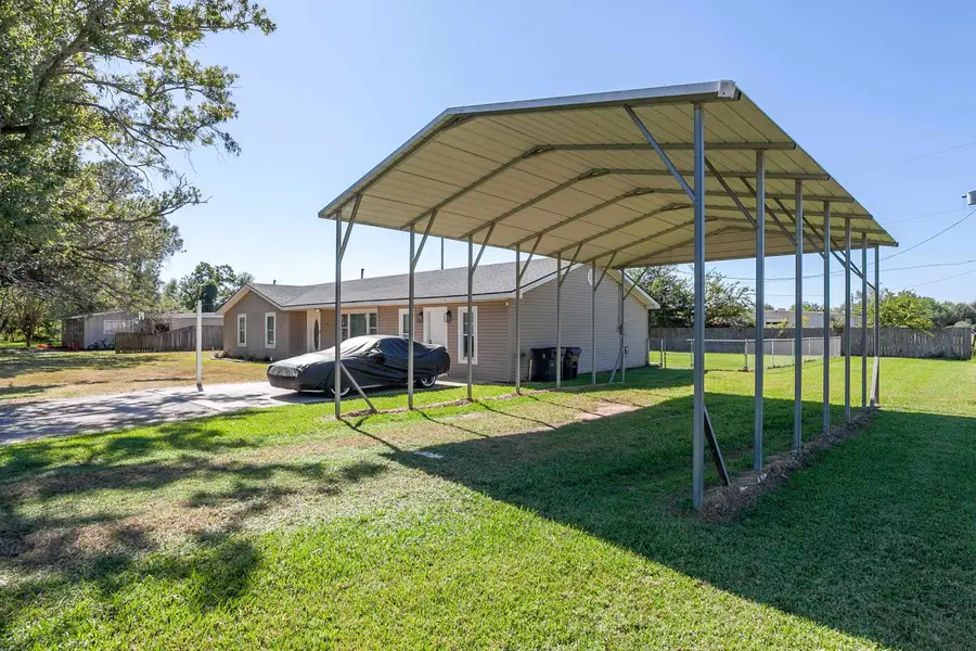 120 Mayflower Street, Bridge City, TX 77611 - Image #2