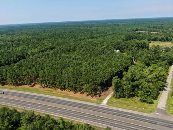 000 FM 105, Vidor, TX 77662