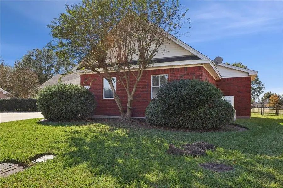 3242 Birchwood Triangle, Port Arthur, TX 77642 - #3