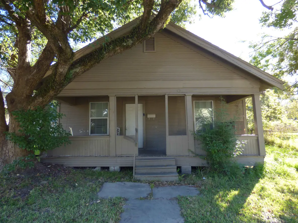 710 12th St, Orange, TX 77630 - Image #1