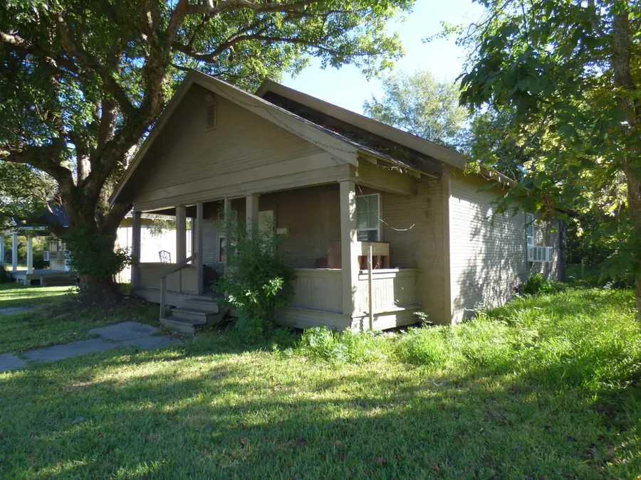710 12th St, Orange, TX 77630 - Image #2