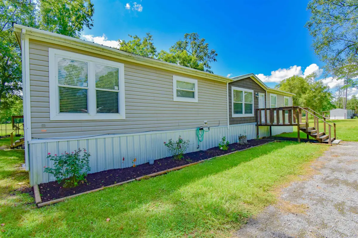 135 Kilmer Dr, Vidor, TX 77662 - Image #1