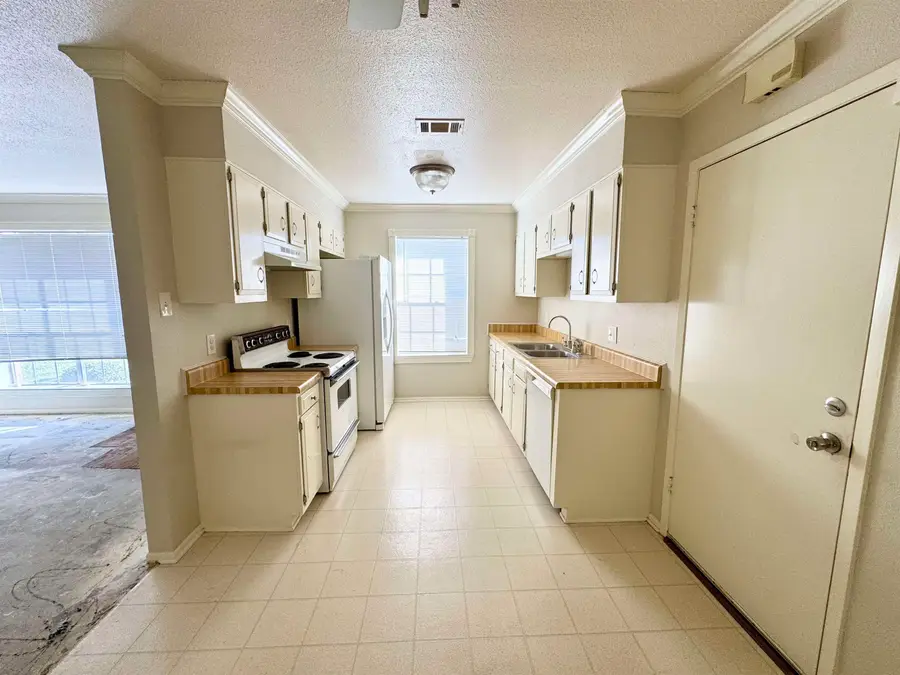 969 Park Meadow, Beaumont, TX 77706 - Image #2