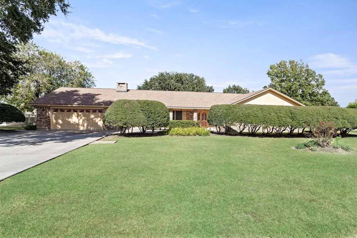 9002 Quail, Orange, TX 77630 - Image #1