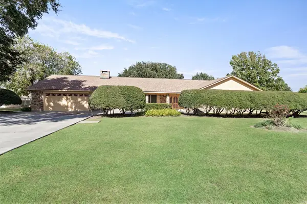 9002 Quail, Orange, TX 77630