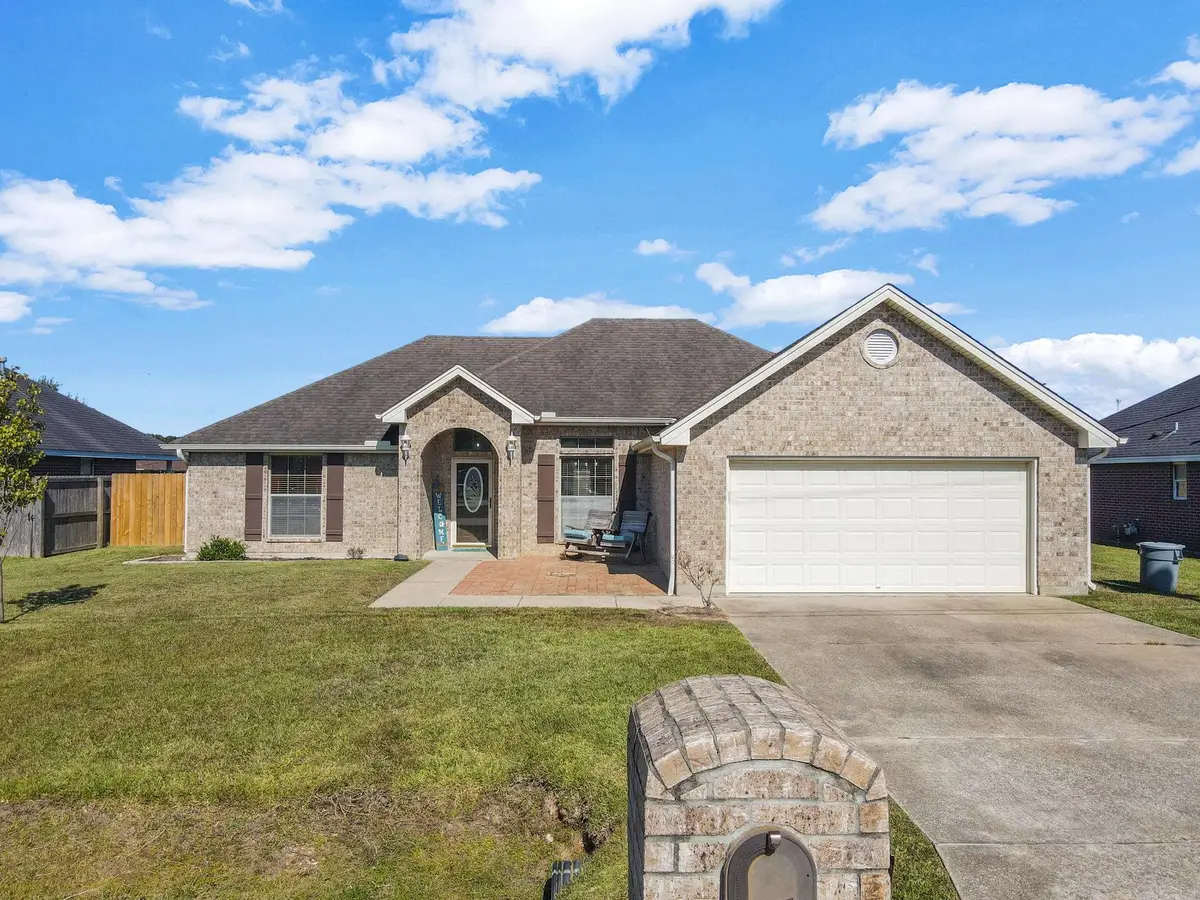 5460 Westmont Lane, Lumberton, TX 77657 - Image #1