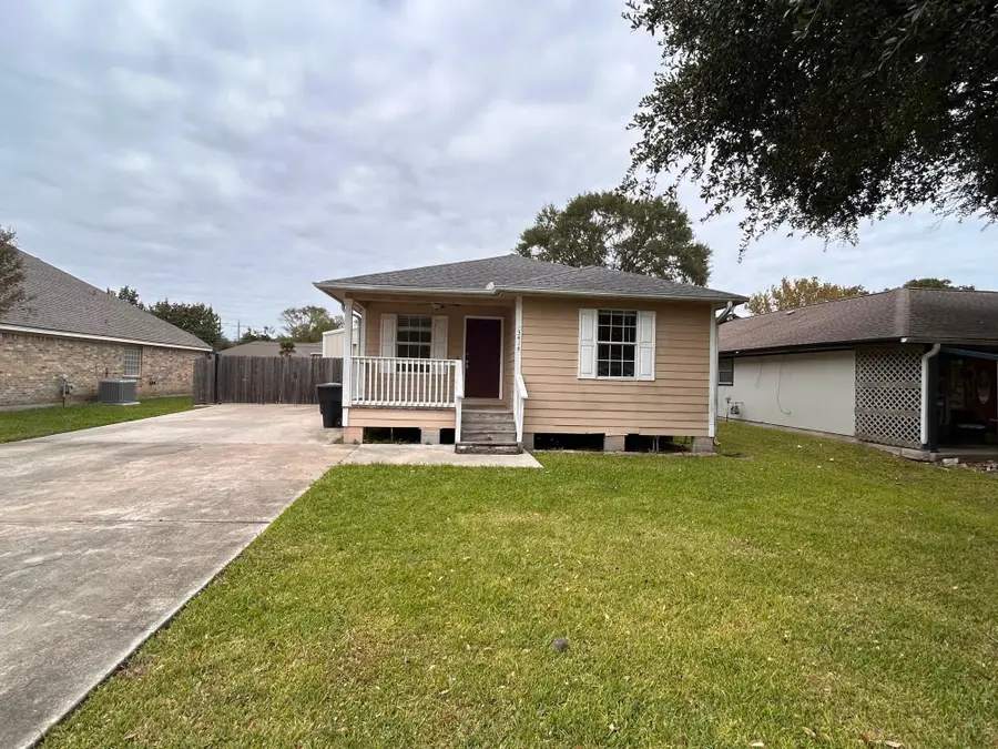 3414 Omaha, Nederland, TX 77627 - Image #2