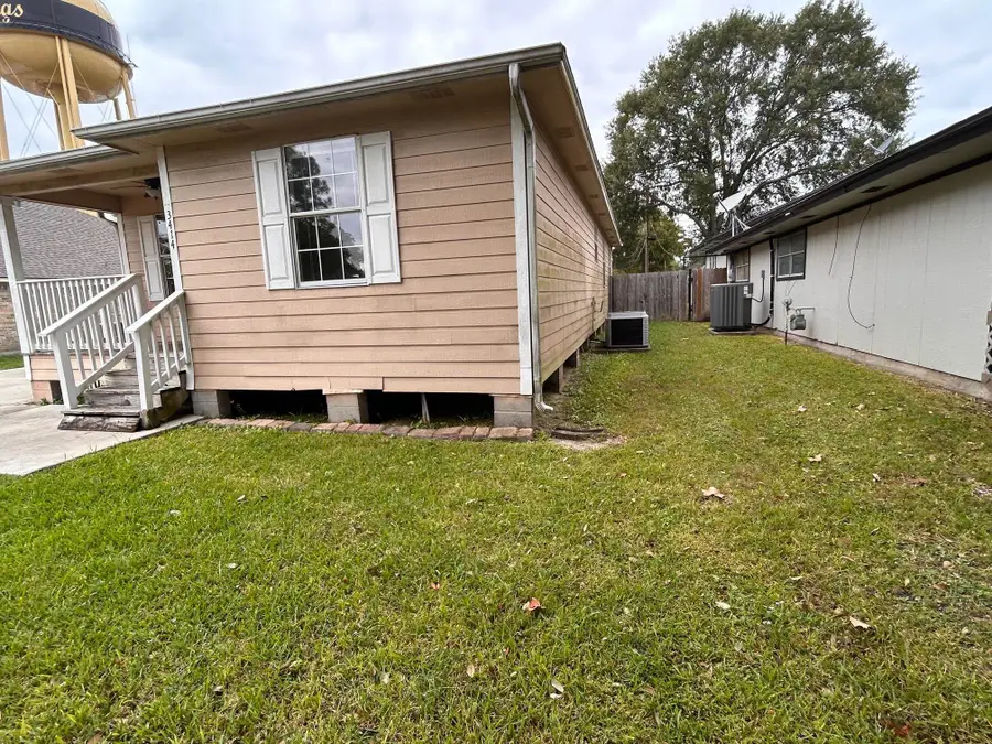 3414 Omaha, Nederland, TX 77627 - Image #3