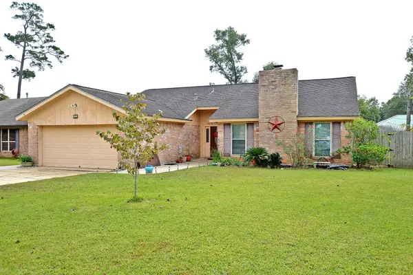 21 Enchanted Oaks, Orange, TX 77630