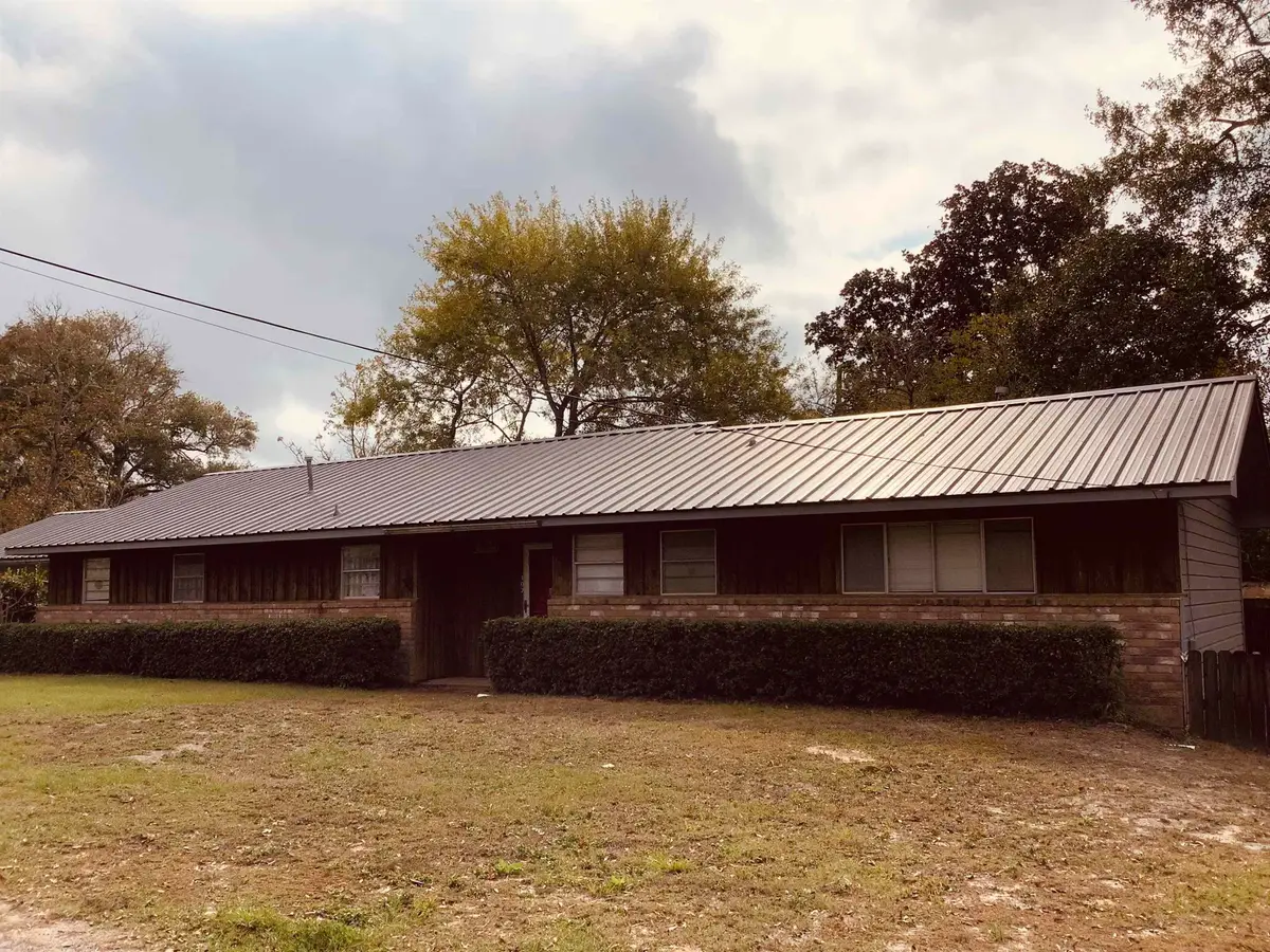 107 Wilson Street, Jasper, TX 75951 - #1
