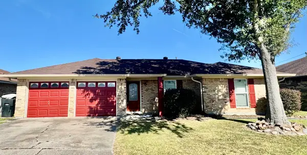 2210 FRIAR TUCK, Groves, TX 77619