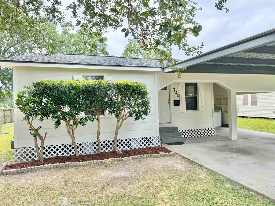 720 S 12th, Nederland, TX 77627 - Image #2