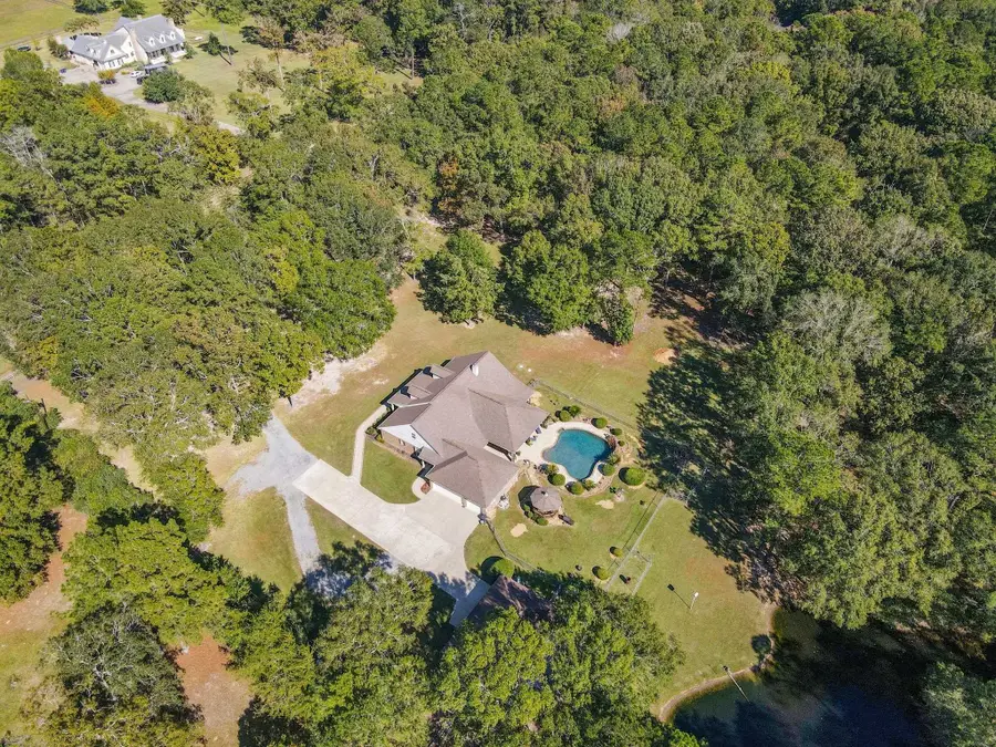 4834 KEITH RD, Lumberton, TX 77657 - Image #2