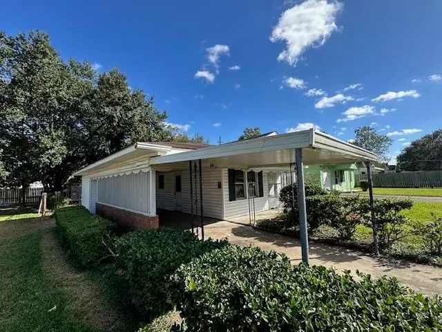 4395 S 5TH ST, Beaumont, TX 77705 - Image #3