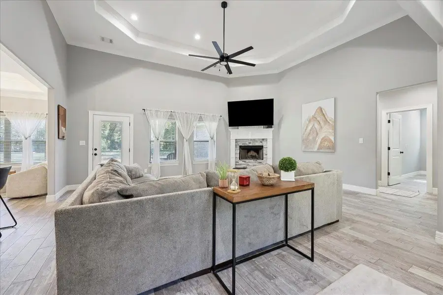 4010 Shadowdale, Orange, TX 77632 - Image #2