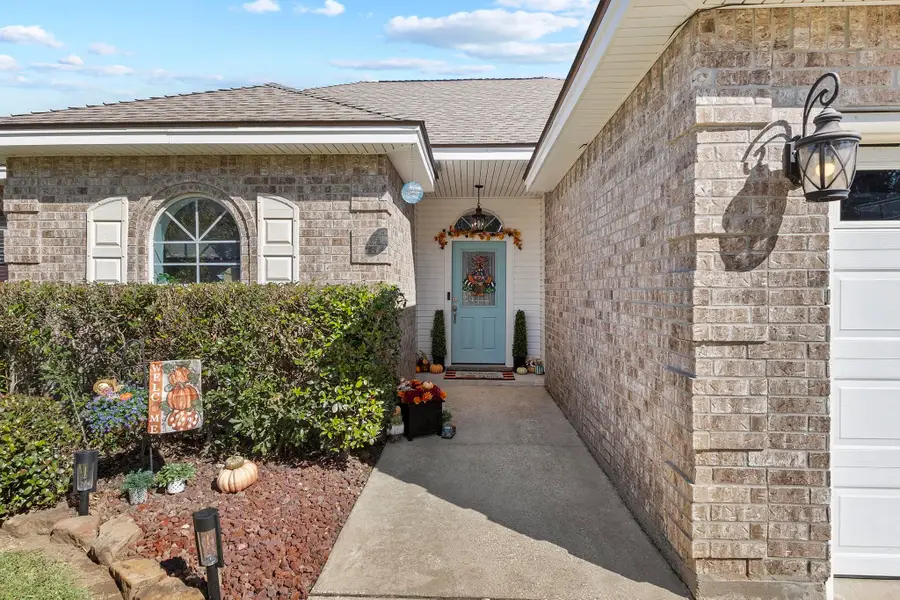 205 Gum Hill Rd., Bridge City, TX 77611 - Image #3