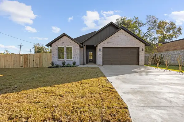 195 Teal Dr, Vidor, TX 77662