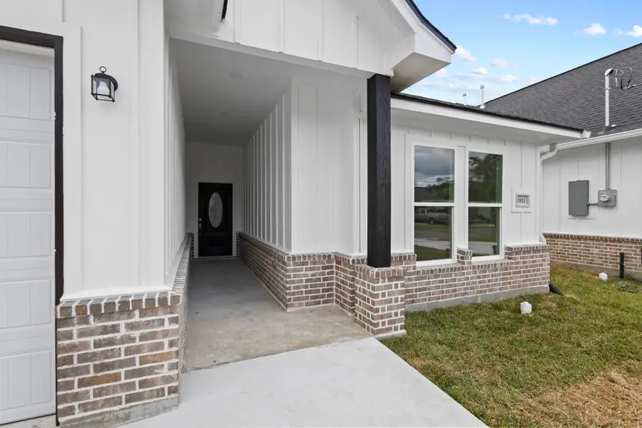 1811 N 19th St, Nederland, TX 77642 - Image #3