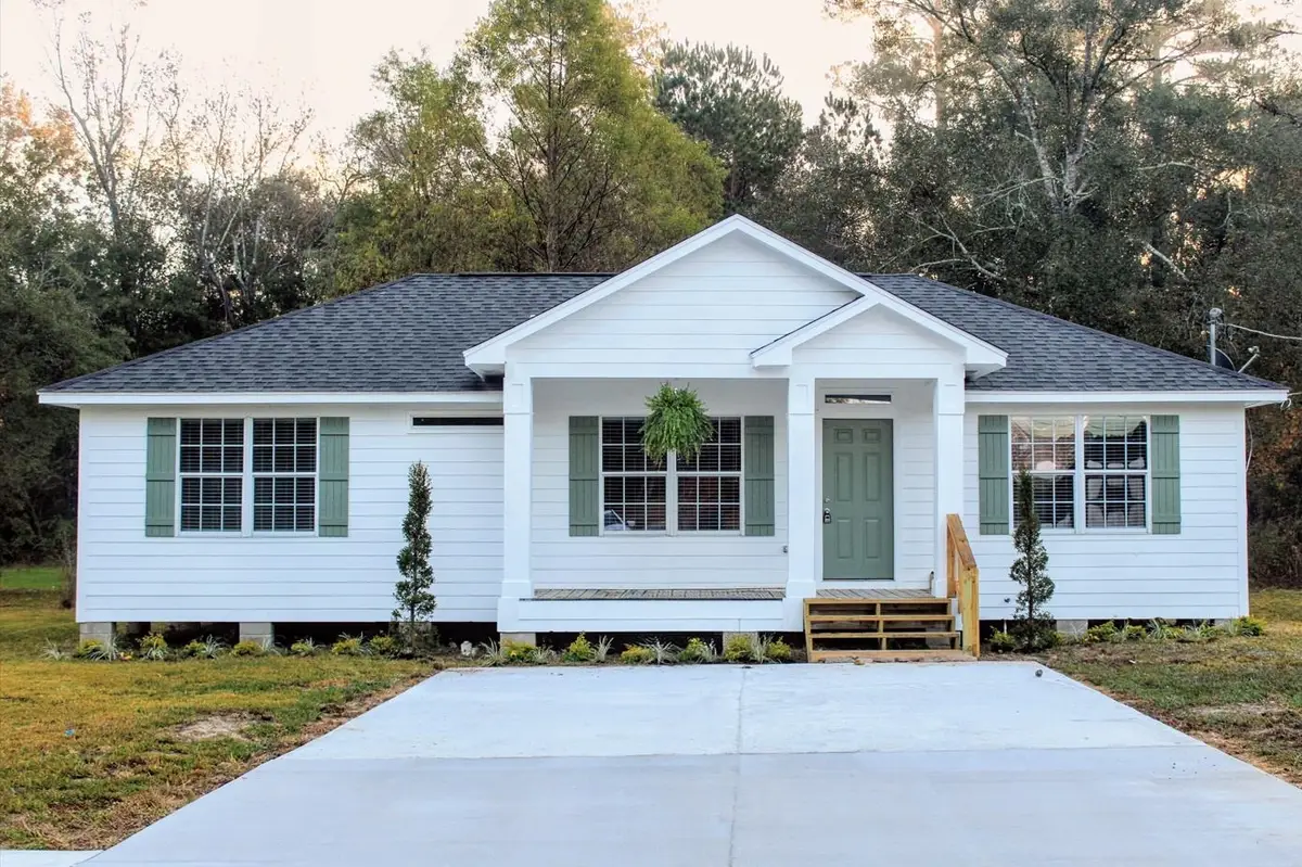 407 Cemetery Rd, Silsbee, TX 77656 - Image #1