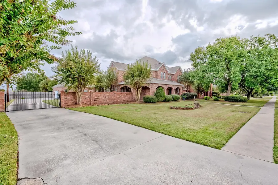 1711 Llano St., Port Neches, TX 77651 - Image #3