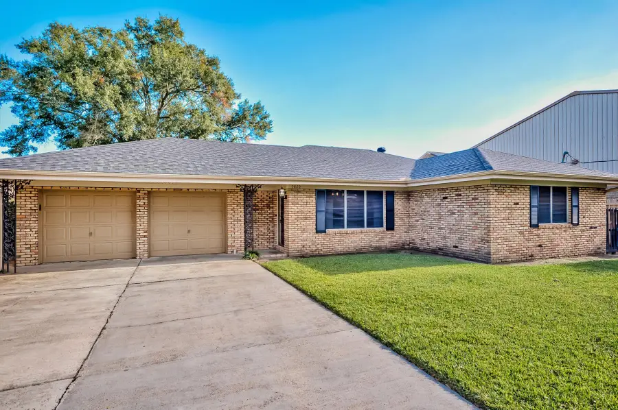5820 W Madison, Groves, TX 77619 - Image #3