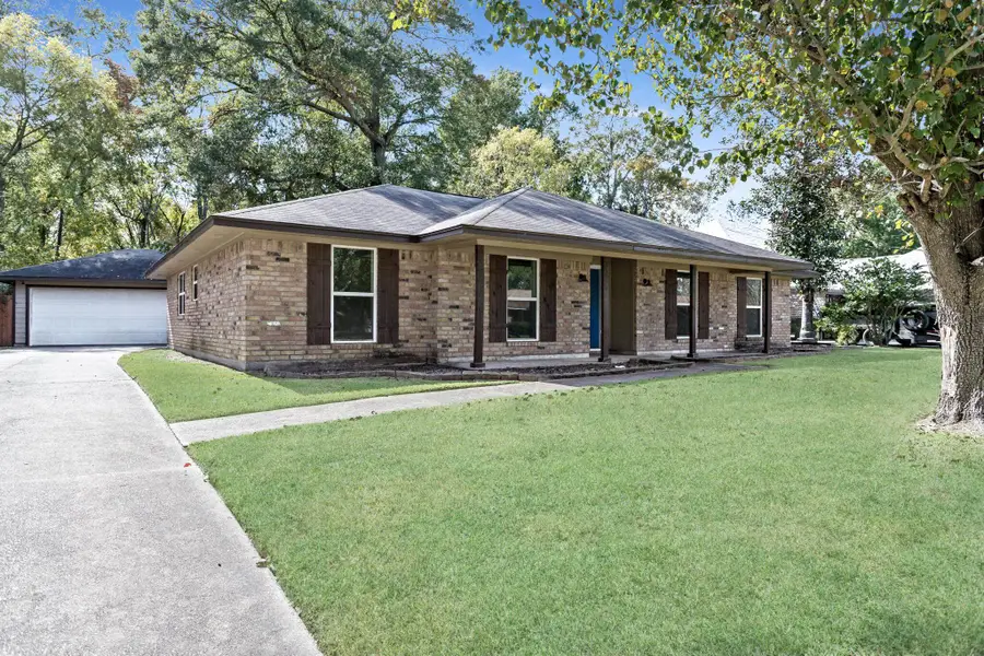 6725 Knollwood Dr, Beaumont, TX 77706 - Image #2