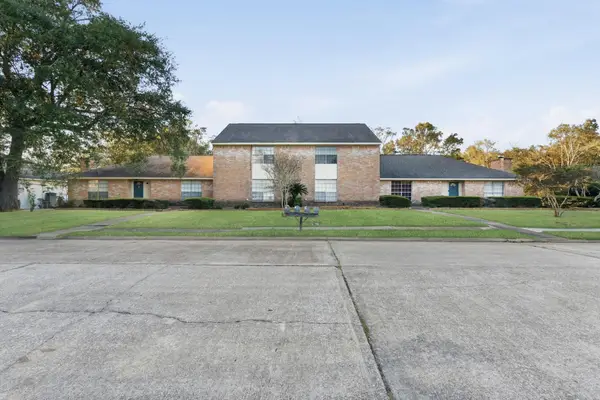 3060 Willow Place, Beaumont, TX 77707