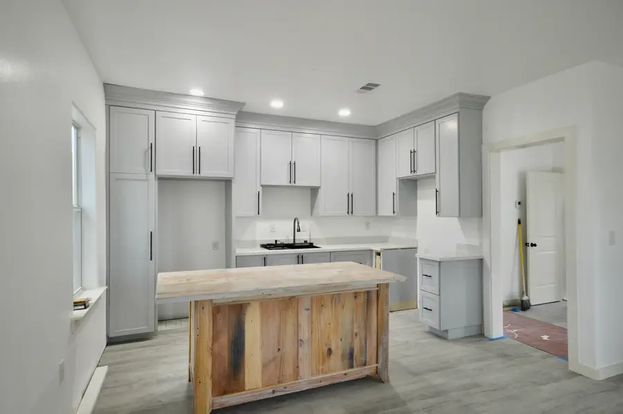 2400 17th St., Port Arthur, TX 77640 - Image #3