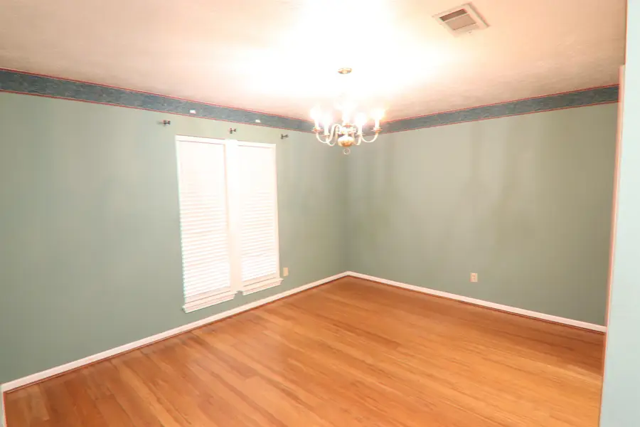 760 Lafayette Lane, Beaumont, TX 77706-9999 - Image #2