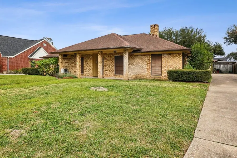 715 S 5th 1/2 St., Nederland, TX 77627 - Image #2