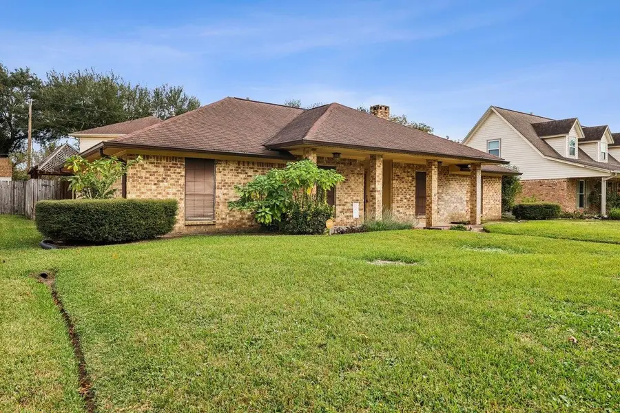 715 S 5th 1/2 St., Nederland, TX 77627 - Image #3