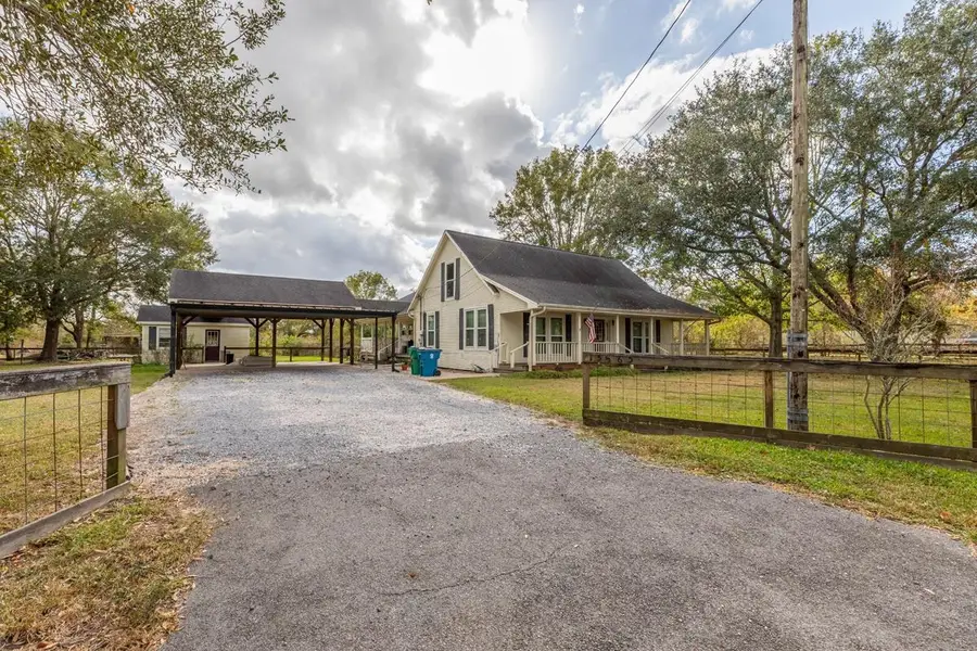 15565 Old Sour Lake Rd, Beaumont, TX 77713 - Image #2