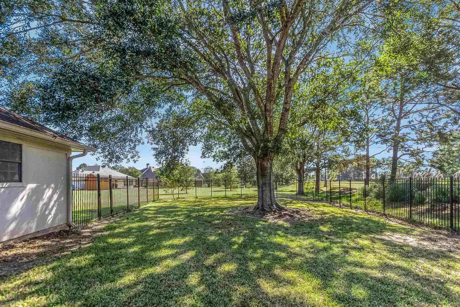 4435 Carmel Circle, Beaumont, TX 77707 - Image #2