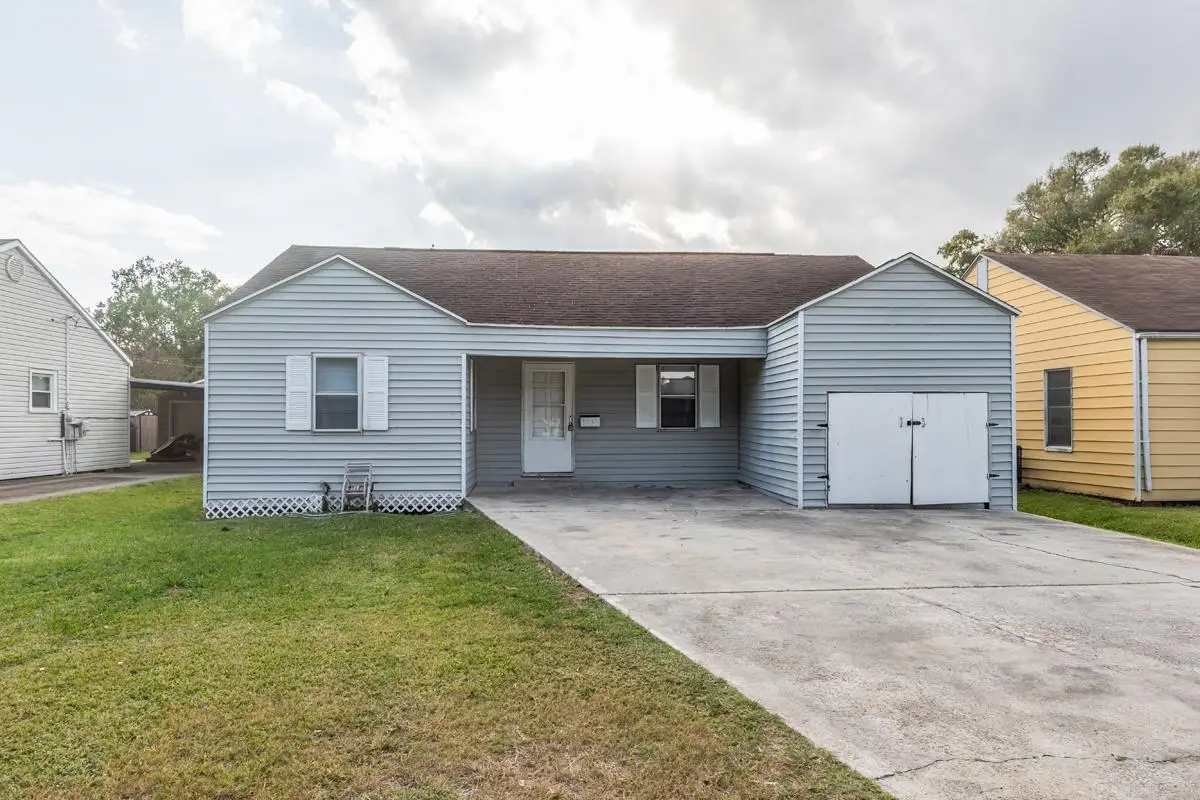 3739 Stuart Ave., Groves, TX 77619 - Image #1