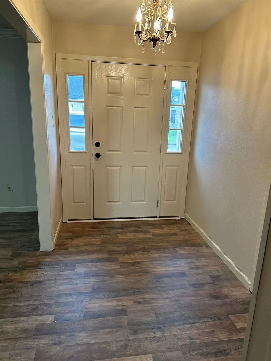 5830 Meadow Way, Beaumont, TX 77707 - Image #2