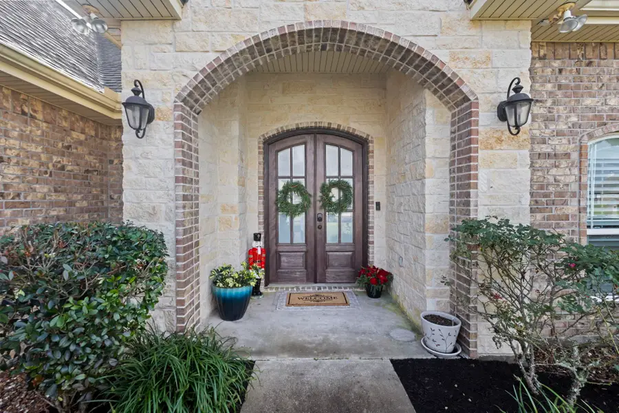 621 Pioneer, Bridge City, TX 77611 - Image #2