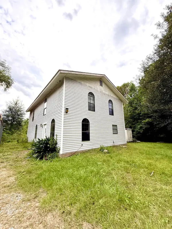 3295 Woodland Ridge Dr., Orange, TX 77632