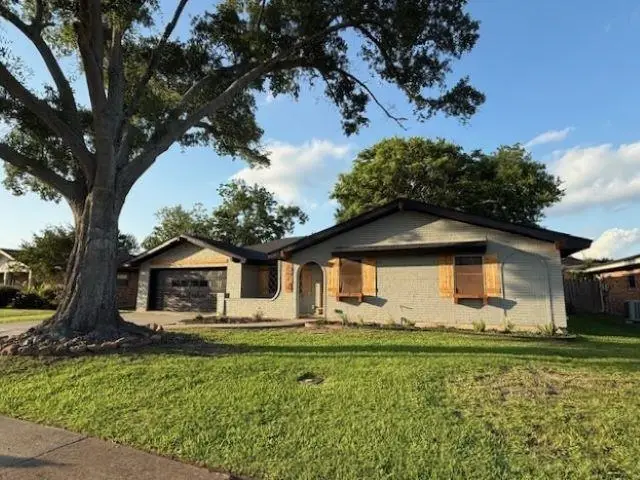 674 Meadowgreen, Port Neches, TX 77651 - Image #1