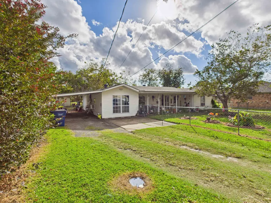 2809 Hogg Street, Orange, TX 77630 - Image #3
