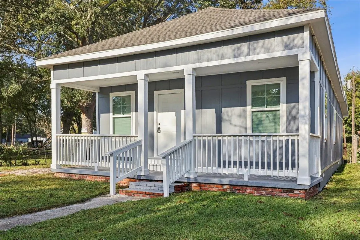 213 12th Street, Port Arthur, TX 77640 - Image #1