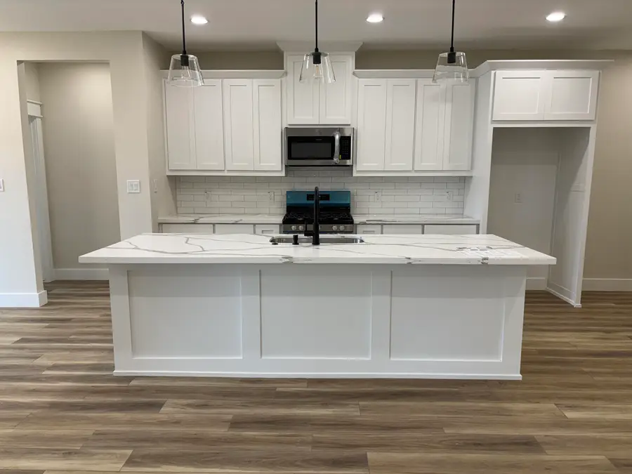 2122 Armstrong Ave, Port Neches, TX 77651 - #3