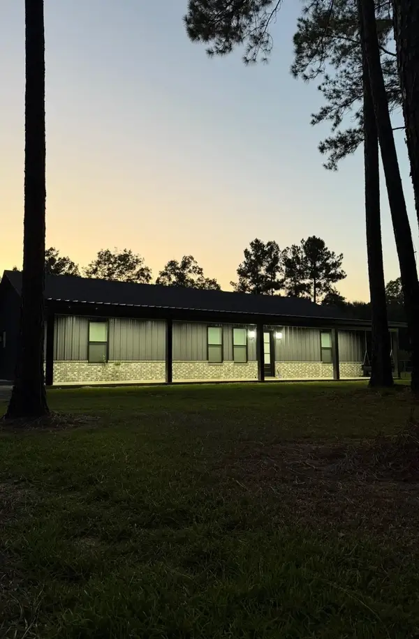 755 CR 725, Buna, TX 77612