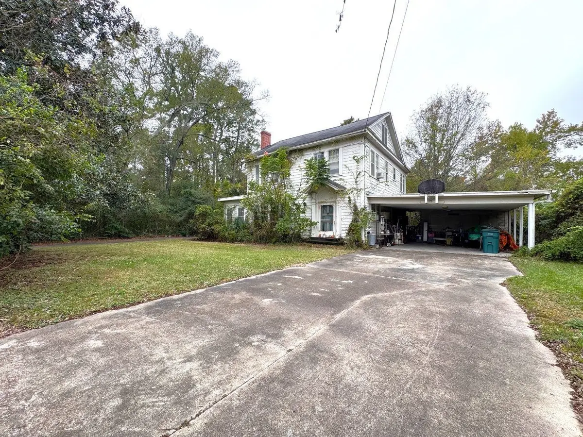 1249 Central Dr, Beaumont, TX 77706 - Image #1