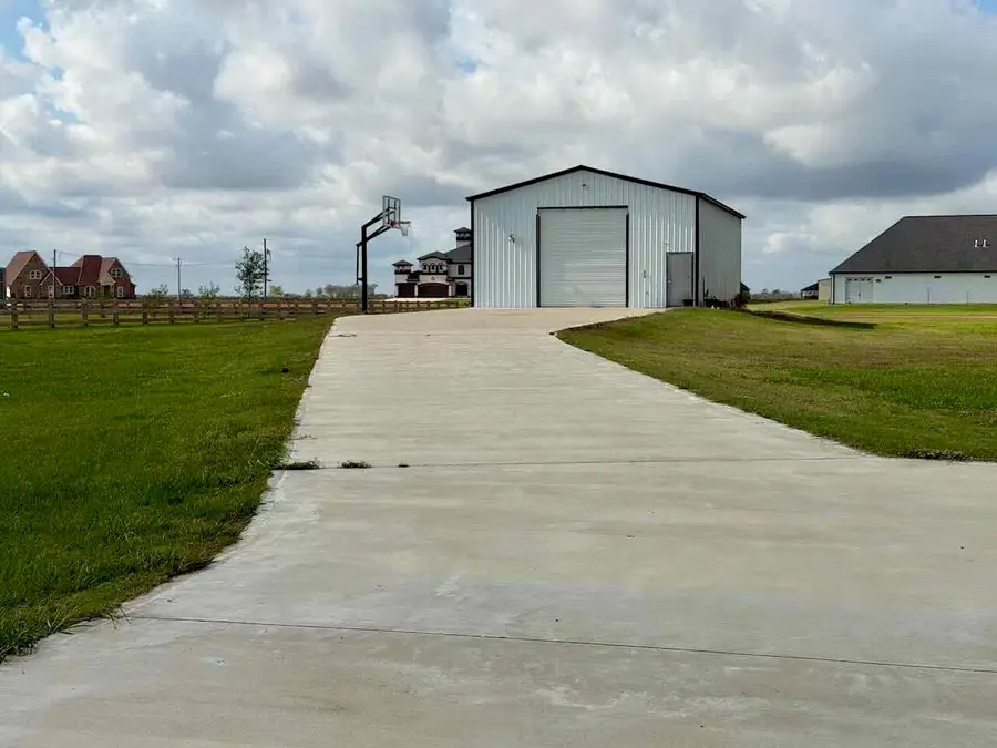 3844 S Pine Island Road, Beaumont, TX 77713 - #3