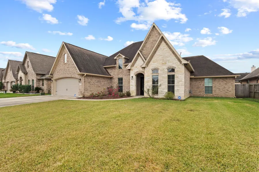 8385 Winnsboro Circle, Beaumont, TX 77713 - Image #2