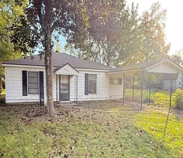 1865 E Lucas Dr, Beaumont, TX 77703 - Image #3