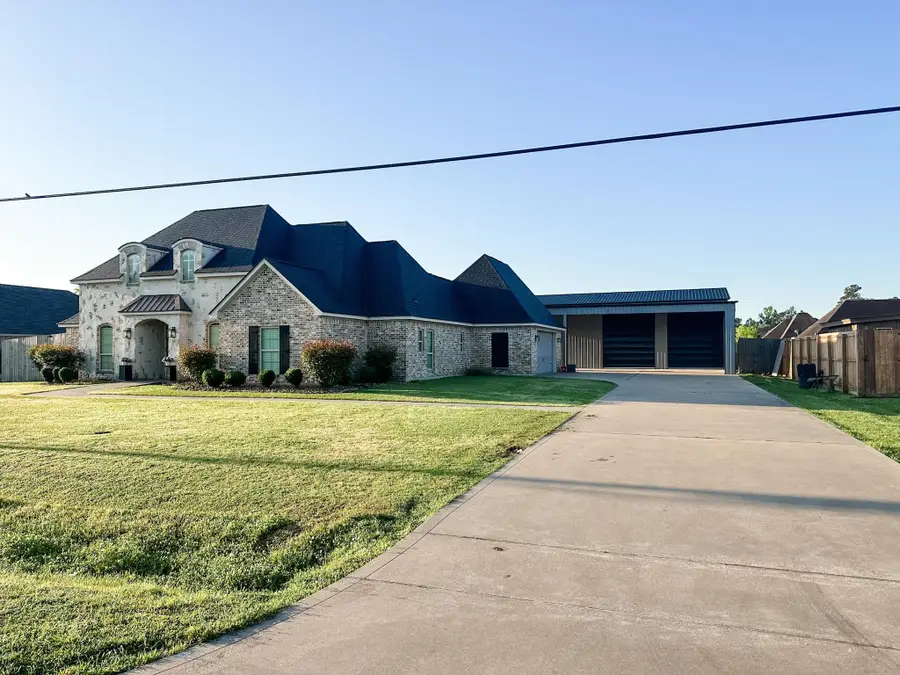 12035 Wood Hollow Dr., Beaumont, TX 77705 - Image #2
