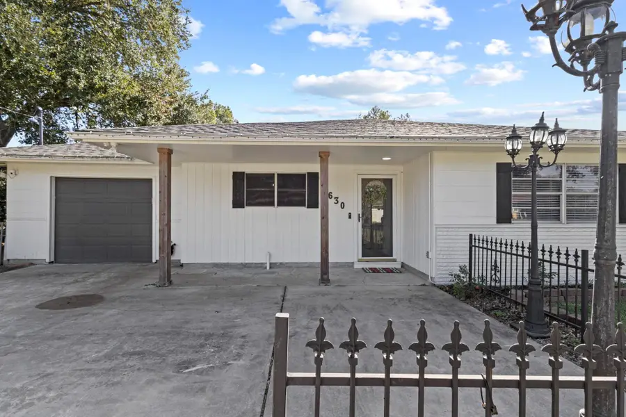 6630 Verde St., Groves, TX 77619 - Image #3