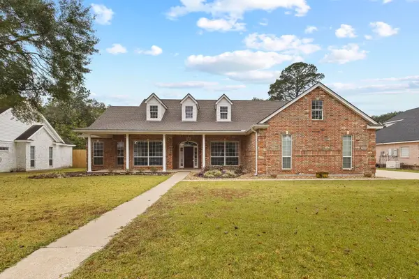 7689 S Boardwalk, Lumberton, TX 77657